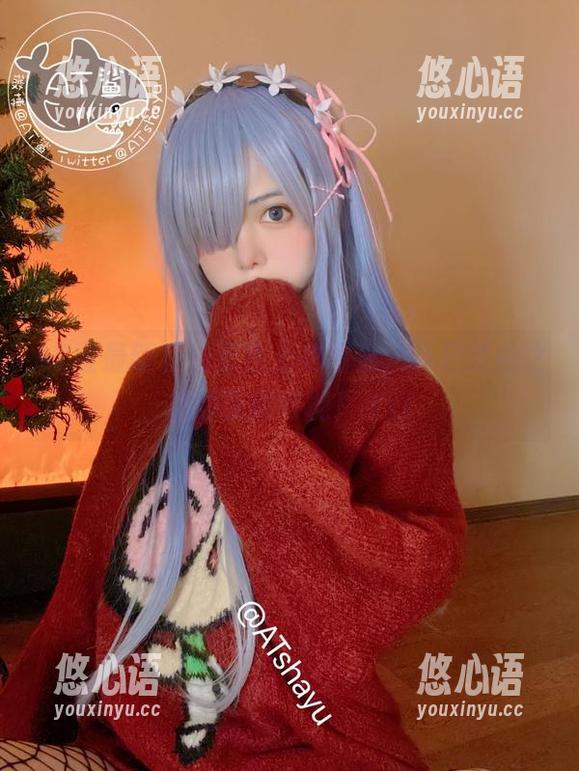 AT鲨最新私拍蓝色上衣图包，开启时尚之旅的无限可能！.txt