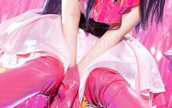 感受夏日气息！“AzamiJune”精彩写真合集中的绝美图片展示.txt