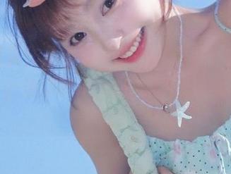 最新写真作品展示，Bomi(普美)与Bimilstory-治疗师Bomi的图片满满爱意！.txt