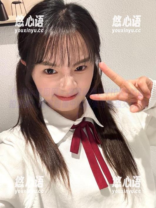 Feilin嗲囡囡 - 发现陈雅漫VICKY的自拍之美：写真图册中的真实与幻想交织.txt
