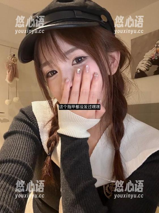 GIRLT果团网 - 张琳熙温柔写真图包，免费下载让你沉浸在她的魅力之中！.txt