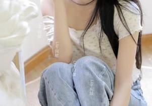 GIRLT果团网 – 高清甜Abby女孩写真，感受生活中的点滴温暖与甜蜜！.txt