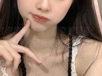 GIRLT果团网 – 龚玥菲空姐写真：一组高清图片记录她的成长.txt