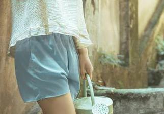 IMiss爱蜜社 – 捕捉乐薇Vivi户外写真的全套图片，感受大自然的无穷魅力！.txt