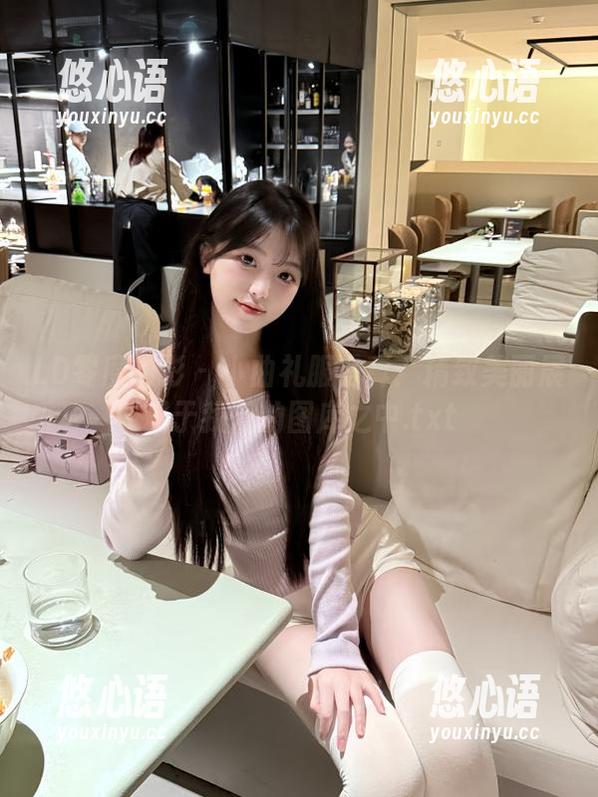LD零度摄影 - 小曲礼服写真：精致美丽展现于我们的图库之中.txt