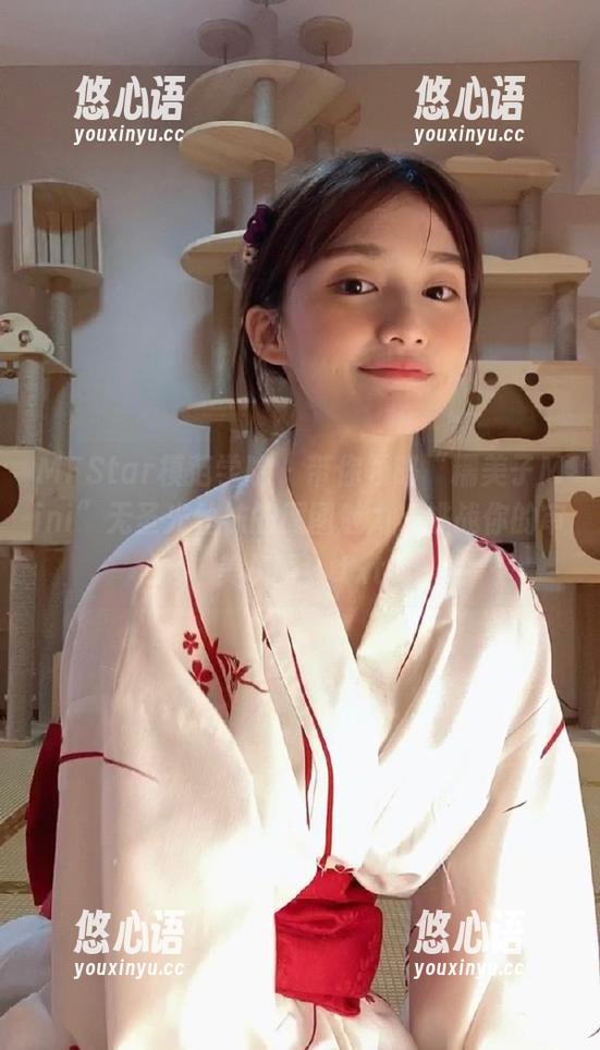 MFStar模范学院 - 带你领略“糯美子Mini”无圣光丝袜的原图魅力，挑战你的审美极限！.txt