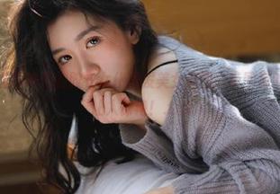 尽情欣赏喵糖映画的胶衣女仆短发美女美图，带回家的壁纸绝对让人惊艳！.txt