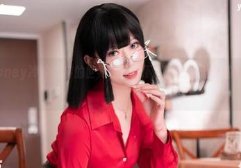 探索Money冷冷短裤的世界，免费下载美图提升你的时尚感受！.txt