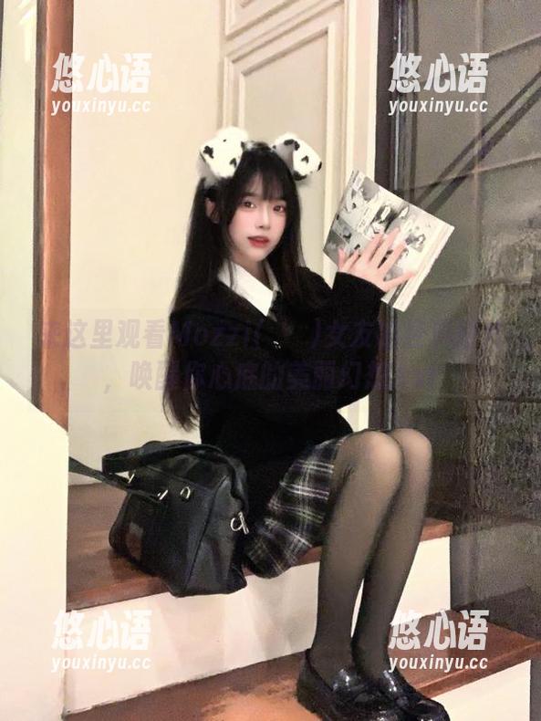 来这里观看Mozzi(모찌)女友的经典图片，唤醒你心底的美丽幻想.txt