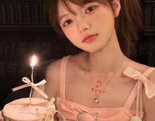 MyGirl美媛馆 – 私房写真大揭秘：绮里嘉与裤里丝的完美碰撞合集.txt