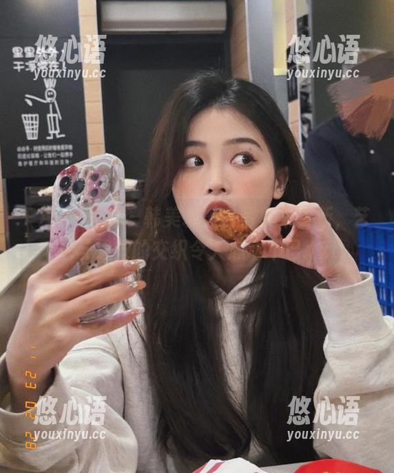 PANS写真 - 韩美轩黑白写真集更新，艺术与视觉的交织令人心动不已.txt