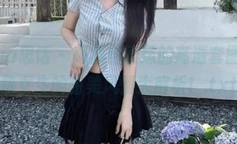 SiHua思话 – 高颜值表妹的高清套图，成熟女生的甜美风情大解析！.txt