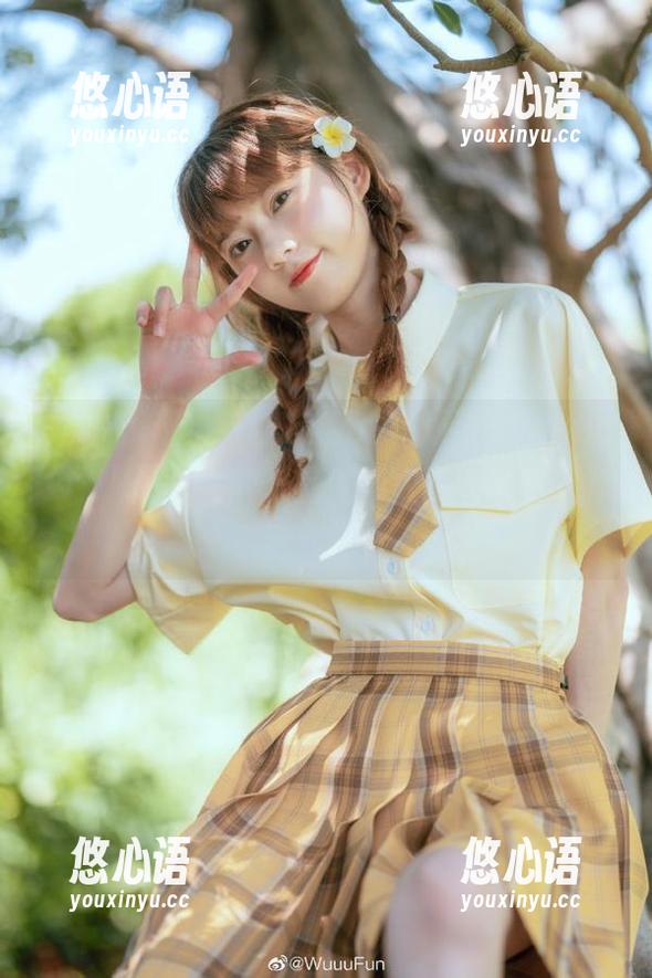 Sonson(손손)LeeheeExpress–LEHC独特风格的写真作品，图包回顾她的精彩瞬间.txt