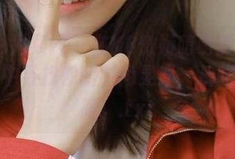 UGirls尤果网 – 在K8傲娇萌萌的皮衣全套写真中寻找你的时尚灵感，从此不再迷路！.txt