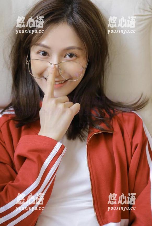 UGirls尤果网 - 在K8傲娇萌萌的皮衣全套写真中寻找你的时尚灵感，从此不再迷路！.txt