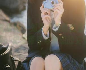 UGirls尤果网 – 刘天天精选教室写真作品集分享：记录青春与梦想的交汇.txt