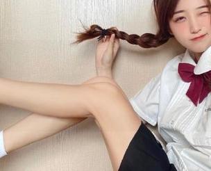 UGirls尤果网 – 牛仔裤写真新高度！周于希用自己的风格重新定义了街头时尚！.txt