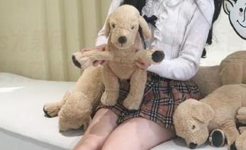 UGirls尤果网 – 迷人瞬间定格在画面之中——艾霓莎妹妹全套图片，优雅与灵动完美融合.txt