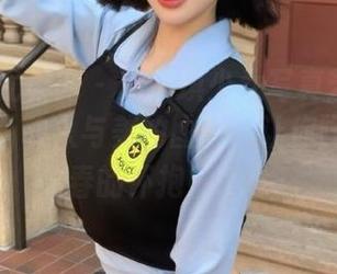 UGirls尤果网 – 萌琪琪少女写真艺术合集：集合了动人与美的图片，让你陶醉在青春的怀抱！.txt