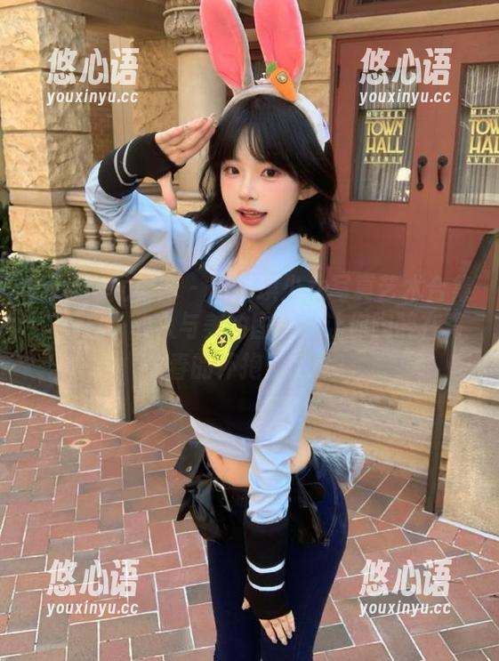 UGirls尤果网 - 萌琪琪少女写真艺术合集：集合了动人与美的图片，让你陶醉在青春的怀抱！.txt