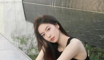 XIAOYU语画界 – 重磅更新！允儿Claire蕾丝图集再次引领潮流，绝美画面不容错过！.txt