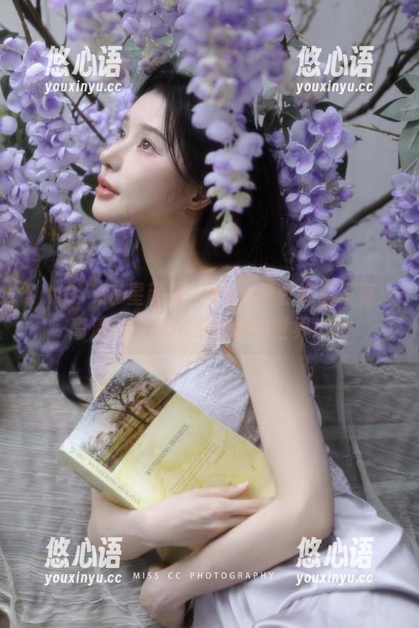 XINGYAN星颜社 - Vily豆豆纯白写真：高清美图带你走进梦幻世界.txt