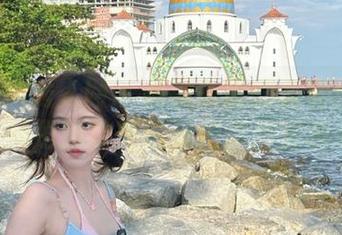Xiuren秀人网 – 在镜头前的真实：Elise谭晓彤独特旅拍私拍作品赏析.txt