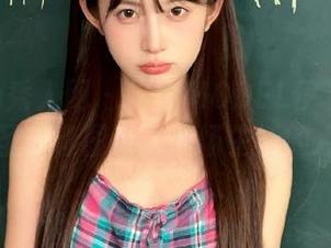 Xiuren秀人网 – 探索MODEL伊若的办公室，无圣光套图记录职场生活的点滴.txt
