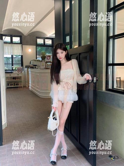 Xiuren秀人网 - 探寻z杯悠悠的灵感来源：精选原图套装，展现无限创意！.txt