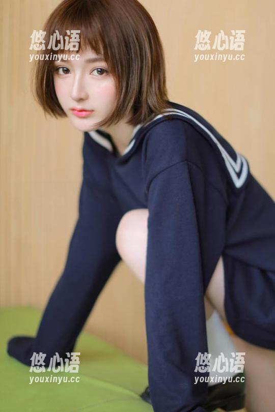 Xiuren秀人网 - 喵喵JOJO网袜写真全集：捕捉时光之美与青春的闪光瞬间.txt