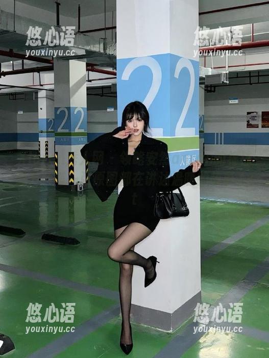 Xiuren秀人网 - 领略安然anran的棉袜魅力：每一张原图都在讲述温暖的故事.txt