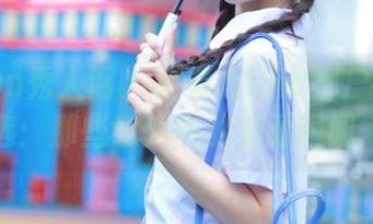 Xiuren秀人网 – 笑看尤Una娜户外写真精选：那些意外中的美丽瞬间.txt