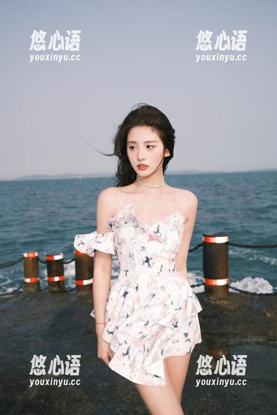 Xiuren秀人网 - 绝美高清月野兔美妞泳池写真合集，感受水中仙子的魅力.txt