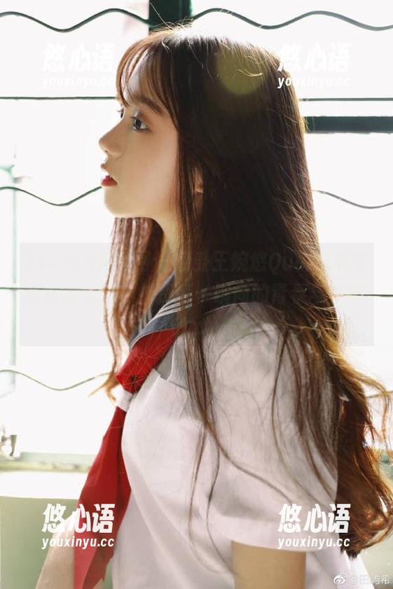 Xiuren秀人网 - 感受王婉悠Queen的定制制服写真，捕捉每一瞬间的青春与美丽.txt