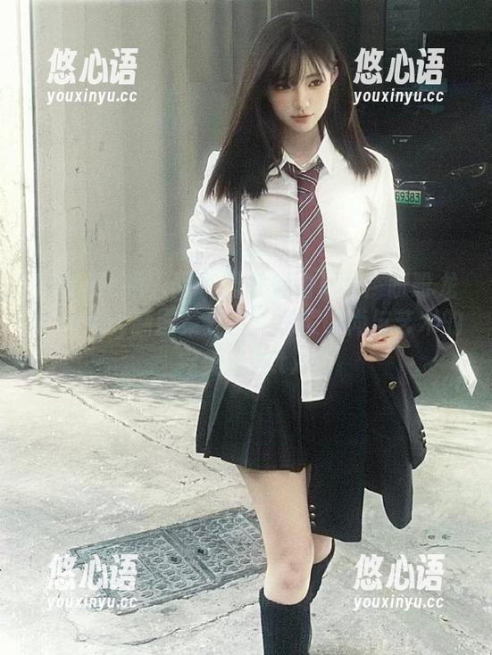 Xiuren秀人网 - 蕾丝魅力尽显：盼盼龙女sunny新图集分享，探索时尚与艺术的完美结合.txt