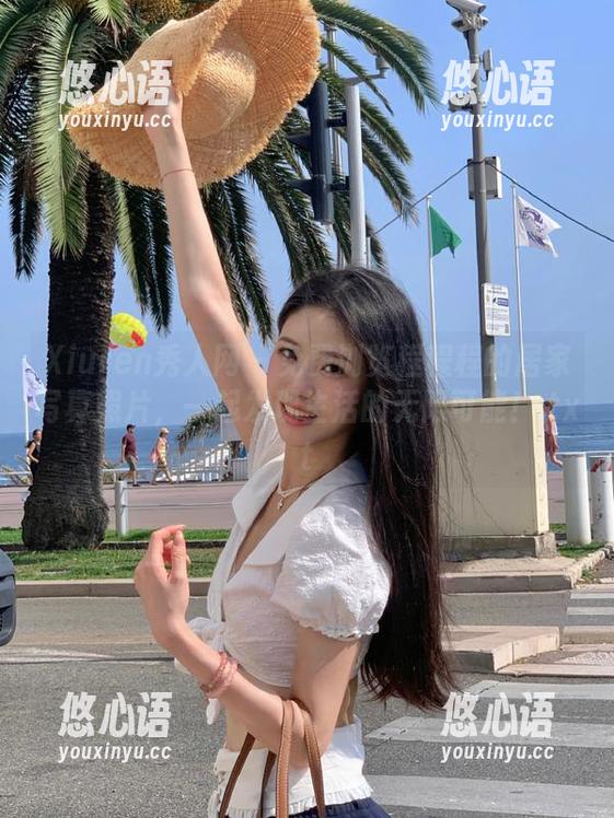 Xiuren秀人网 - 免费浏览程程程的居家写真照片，一起发现生活的无限可能！.txt