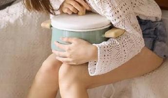 Xiuren秀人网 – 邹晶晶女王网袜写真合集：那些我自认为“有趣”的穿搭分享.txt