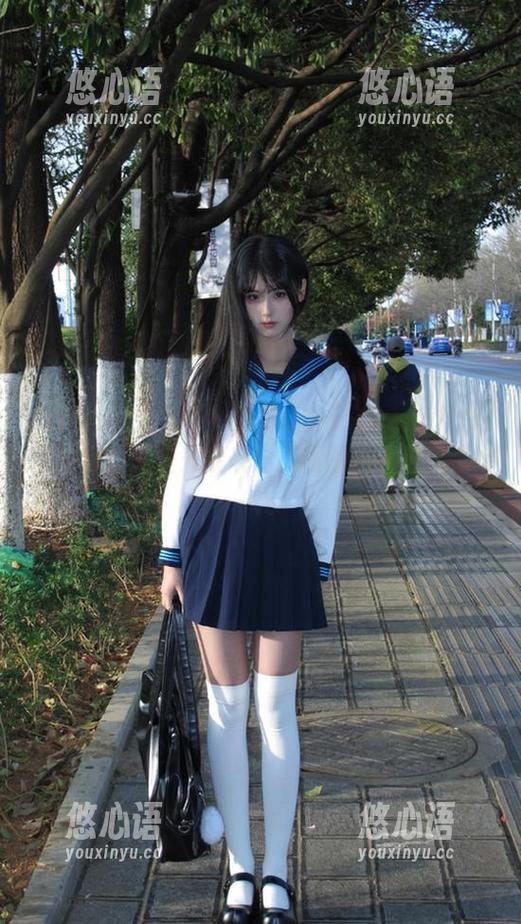Xiuren秀人网-黄可Christine Xiuren秀人网 - 黄可Christine短裙美图欣赏,无圣光展现出无限的优雅与风情.txt