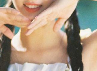 YouMi尤蜜荟 – 是小逗逗的美足写真全套，免费下载让你从此爱上她的魅力.txt
