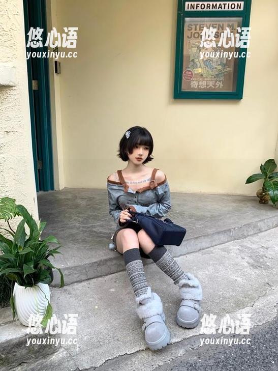 YouMi尤蜜荟 - 在线浏览黄乐然完美睡衣写真图集，演绎出别样的迷人风情.txt