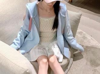 beautyleg – 倾心于Olivia的双马尾写真，观看她如何演绎青春的无限可能。.txt