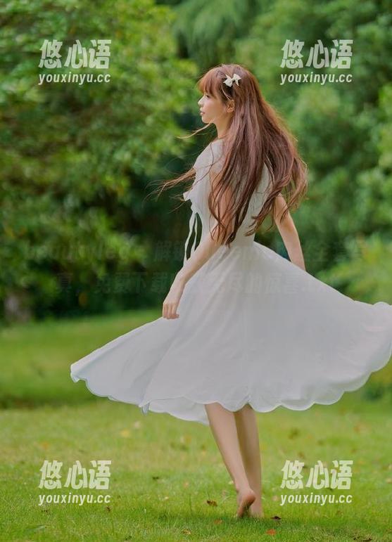 beautyleg - 解锁Queenie肉丝全套写真，免费下载收获无尽的惊喜.txt