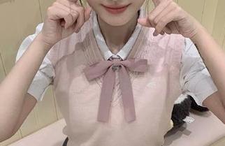 beautyleg – 小雪裸足写真私拍合集：感受春风拂面的美好瞬间.txt