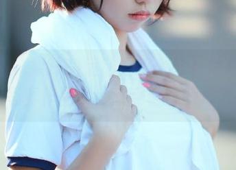 pans – 果汁的运动之旅：分享她精心创作的写真作品集，感受青春的气息.txt