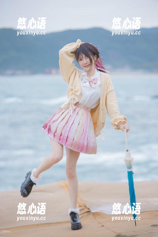 sally多啦雪 私拍泳衣套图:探索sally多啦雪不同风格的夏日化身.txt