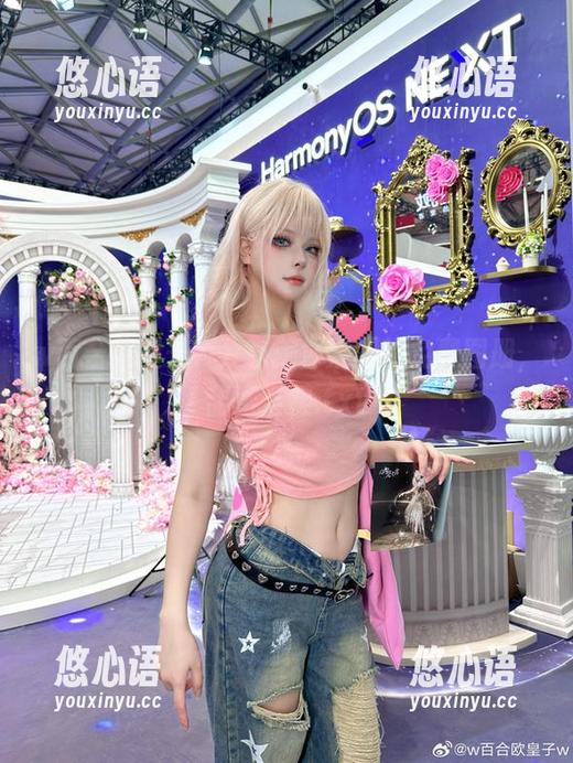w百合欧皇子w分享美甘妮露的免费图册，甜蜜至极.txt