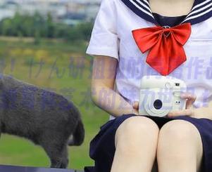 华丽变身！けん研姐姐的高清作品集带你走进写真艺术的魅力世界.txt