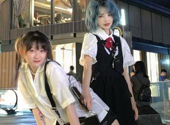 丝慕GIRL – 喵小酱与她的连衣裙，在线美图成为了我的新一天必看！.txt