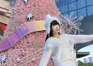 丽柜 – 一起欣赏小唐厨娘的全套图集：带你领略美食背后的动人故事.txt