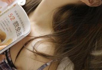 丽柜 – 小智贤的双生花花季：精选图片捕捉生命中的美丽瞬间.txt